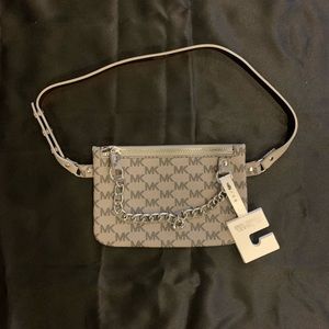 MICHAEL KORS MK FANNY PACK BELT BAG